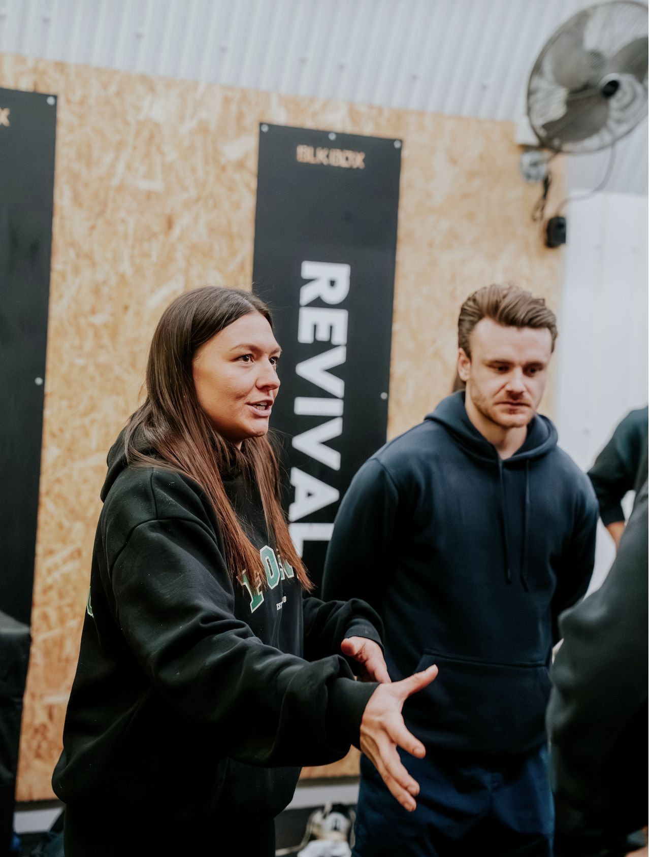 Tash Osgood teaching at a workshop